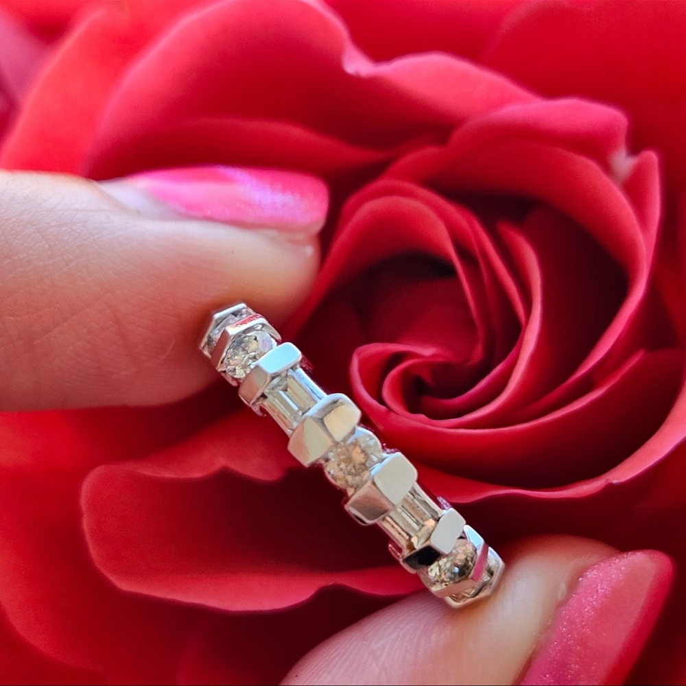 Heavy solid 14k natural diamond band - Picture 4 of 8